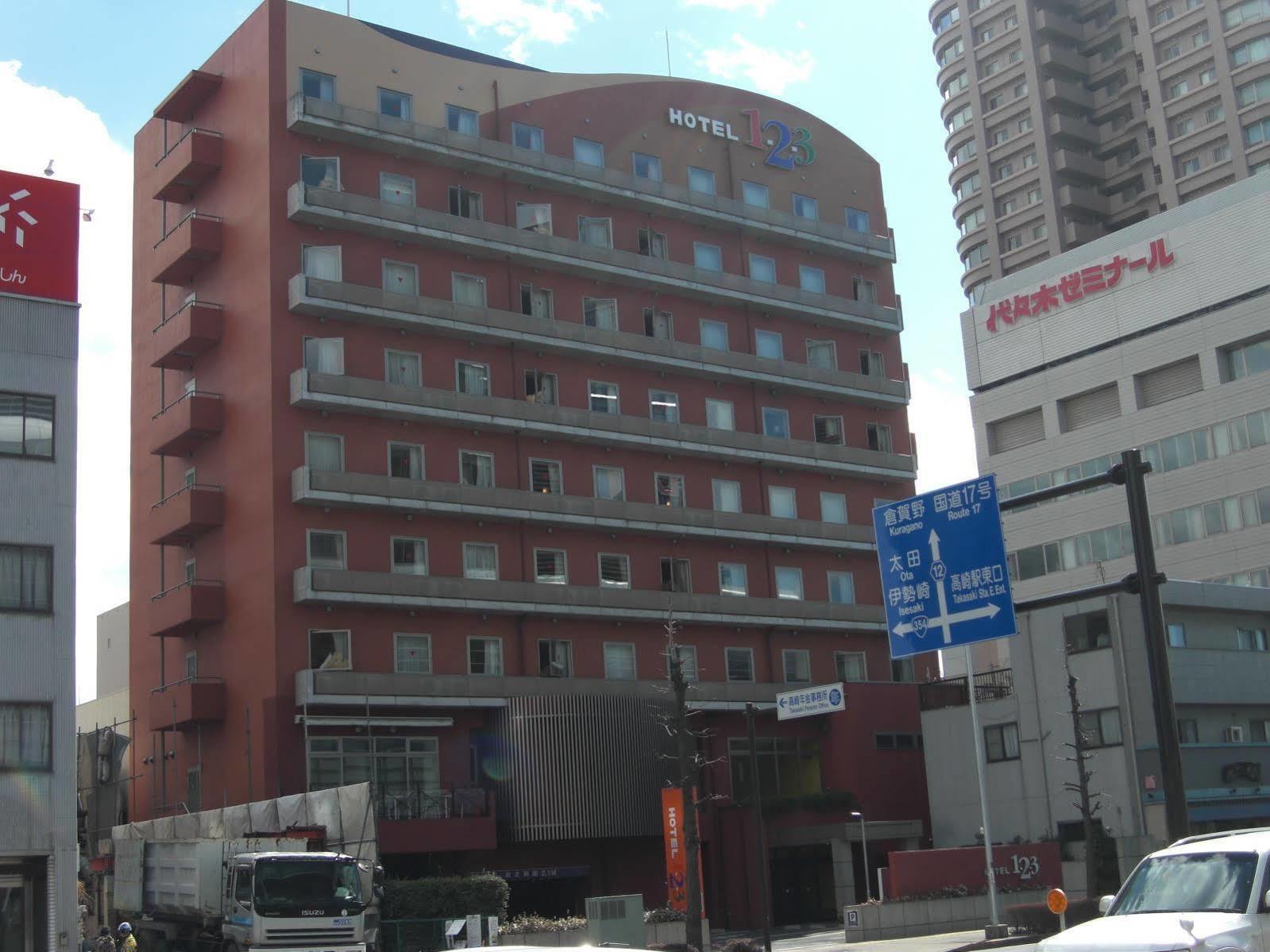 Hotel 1-2-3 Takasaki Buitenkant foto